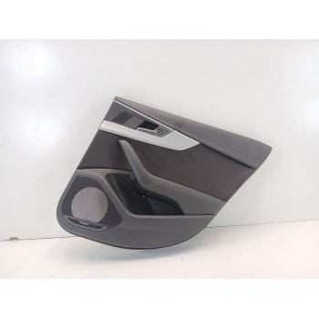 GUARNECIDO PUERTA TRASERA DERECHA 8W0867318 