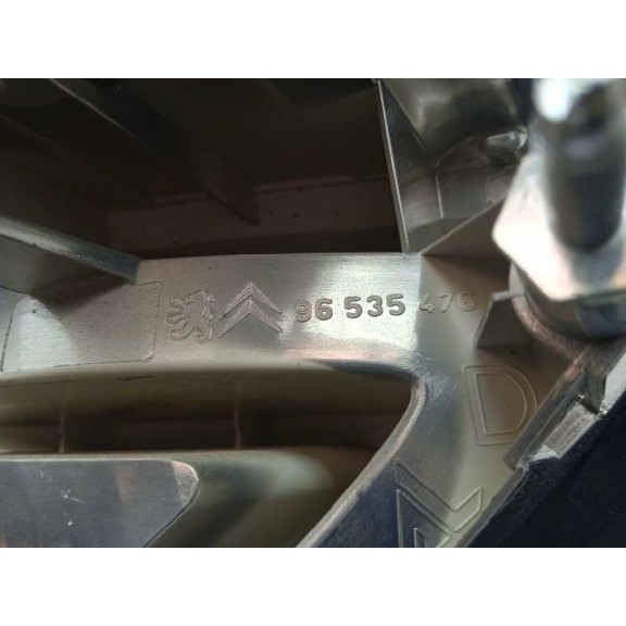 Recambio de piloto trasero derecho interior para citroën c4 picasso exclusive referencia OEM IAM 9653547677  