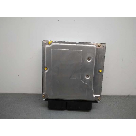 Recambio de centralita motor uce para bmw serie 3 berlina (e46) 320d referencia OEM IAM 7789572 0281010565 