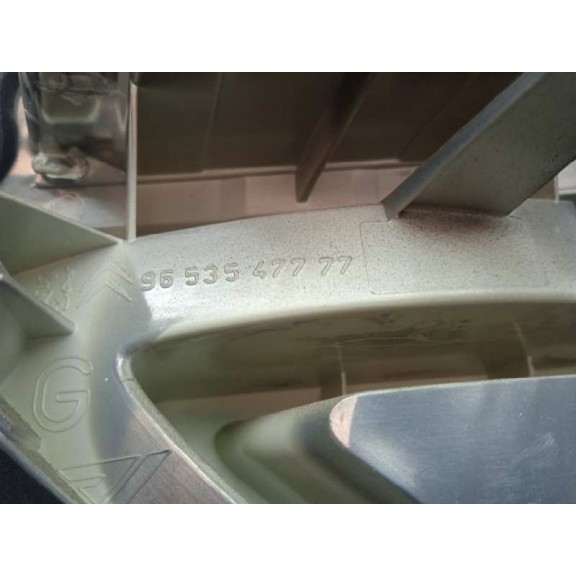 Recambio de piloto trasero izquierdo interior para citroën c4 picasso exclusive referencia OEM IAM 965354777  