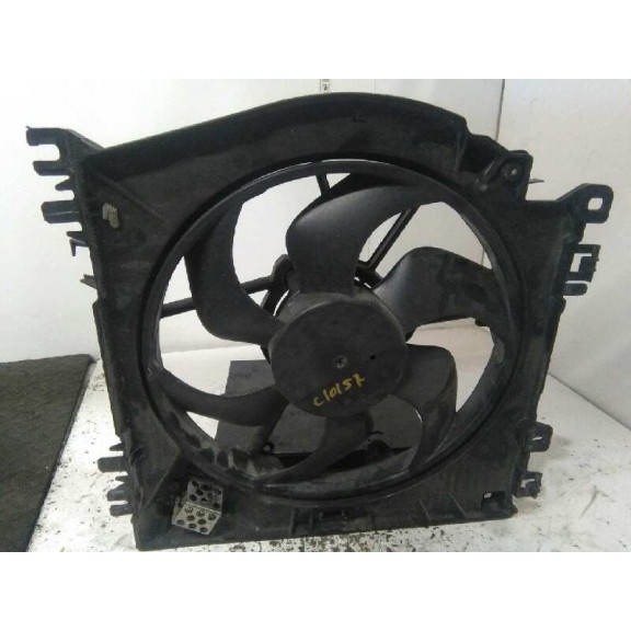 Recambio de electroventilador para renault clio iii tom tom edition referencia OEM IAM 8200966248  