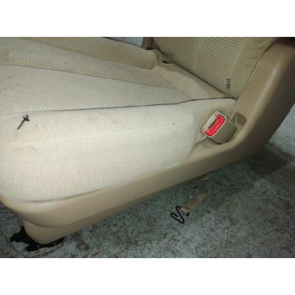 Recambio de asientos trasero derecho para kia carnival 2.9 crdi vgt active referencia OEM IAM  ISOFIX 