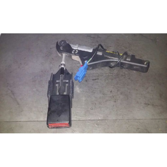 Recambio de pretensor airbag derecho para citroën c2 sx referencia OEM IAM 9639873877 ENGANCHE 