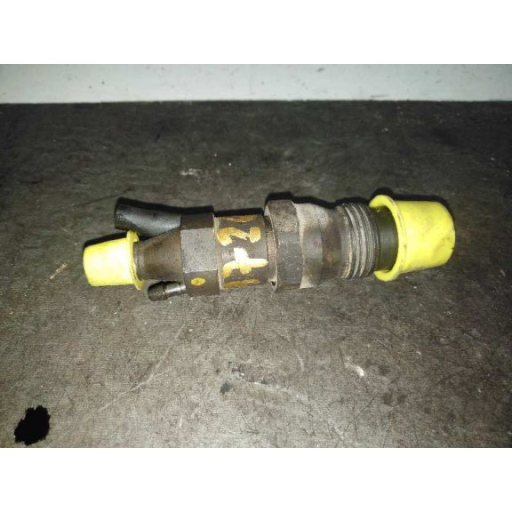 Recambio de inyector para volkswagen polo berlina (6n1) 1.9 diesel referencia OEM IAM 028130201C  