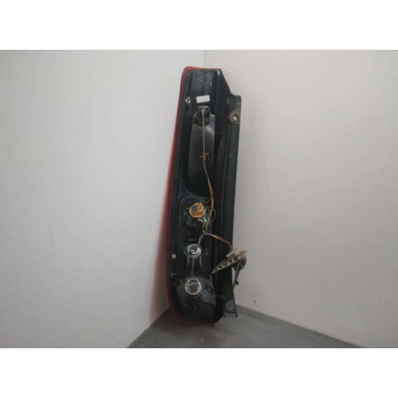 Recambio de piloto trasero derecho para ford fiesta (cbk) ambiente referencia OEM IAM 6S6113404 1380503 
