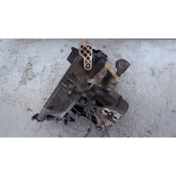 Recambio de caja cambios para peugeot 207 xt pack referencia OEM IAM 250CQ74 133.695KM 5V