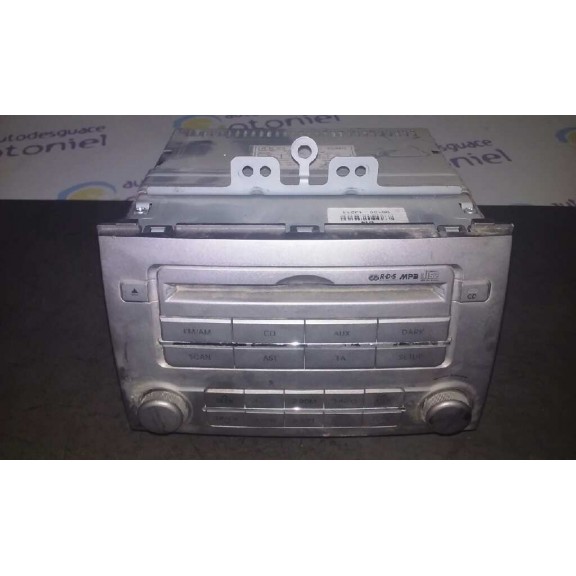 Recambio de sistema audio / radio cd para hyundai i20 classic referencia OEM IAM 961001J211  