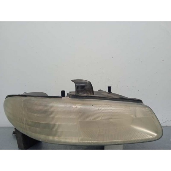 Recambio de faro derecho para chrysler voyager (gs) 2.0 16v cat referencia OEM IAM 04576312AB  