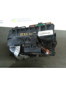Recambio de caja reles / fusibles para opel corsa d catch me referencia OEM IAM 13217394   2