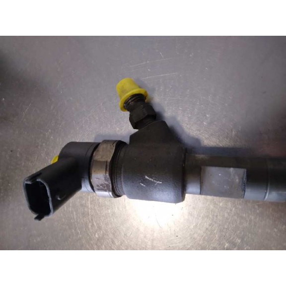 Recambio de inyector para fiat doblo cargo 1.3 16v jtd cat referencia OEM IAM 0445110183  