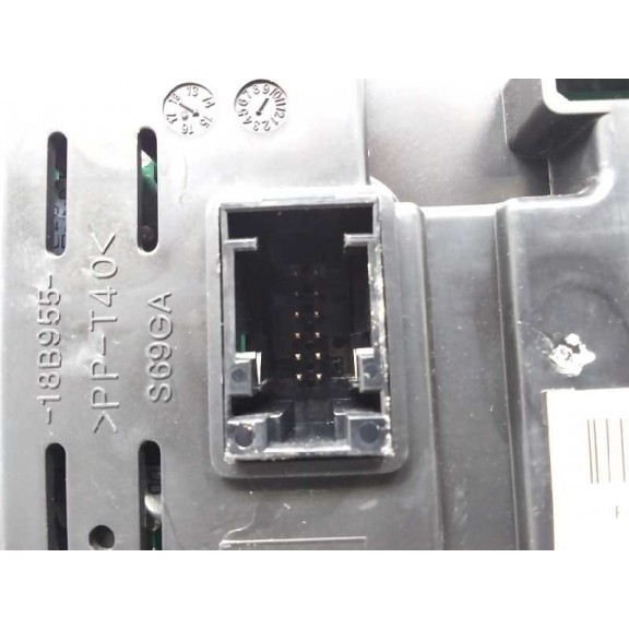 Recambio de display para ford focus lim. trend + referencia OEM IAM F1FT18B955GD  