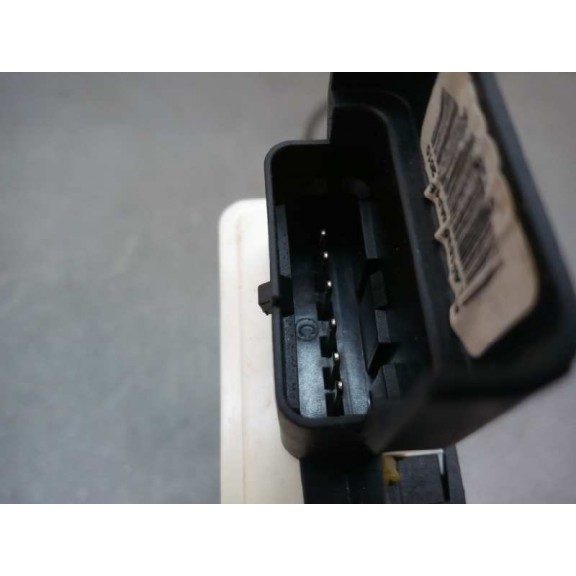 Recambio de cerradura puerta delantera derecha para peugeot 3008 premium referencia OEM IAM PSA732290 6 PINES 