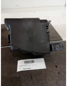 Recambio de caja reles / fusibles para ford fiesta (ccn) champions edition referencia OEM IAM 8V5114B144BA 71545950303  2