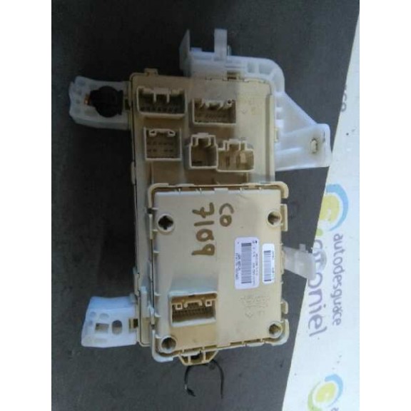 Recambio de caja reles / fusibles para toyota corolla verso (r1) 2.0 d-4d sol referencia OEM IAM 892210F010  