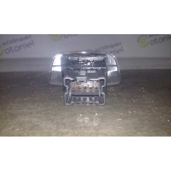 Recambio de warning para nissan primera trav. (p12) acenta referencia OEM IAM   