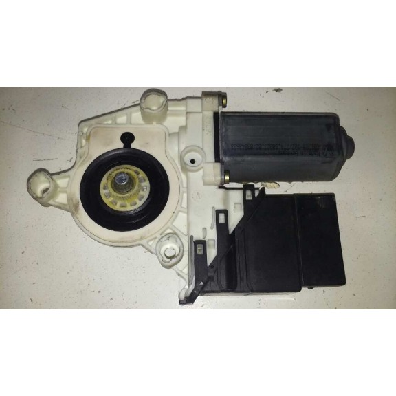 Recambio de motor elevalunas trasero derecho para seat leon (1m1) signo referencia OEM IAM 1C959811A  
