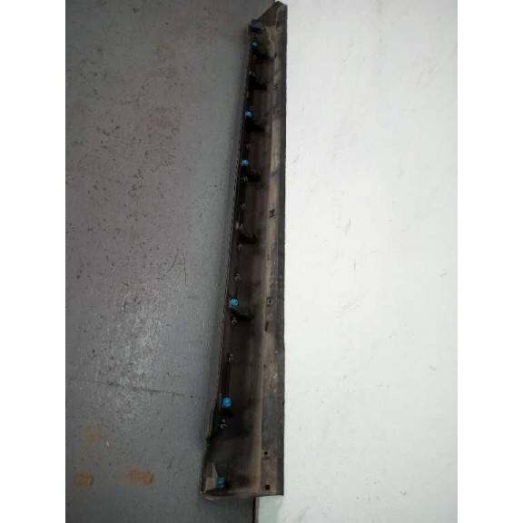 Recambio de faldon lateral para citroën c-crosser 2.2 hdi fap cat referencia OEM IAM  DERECHO 