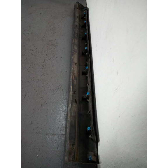 Recambio de faldon lateral para citroën c-crosser 2.2 hdi fap cat referencia OEM IAM  IZQUIERDO 