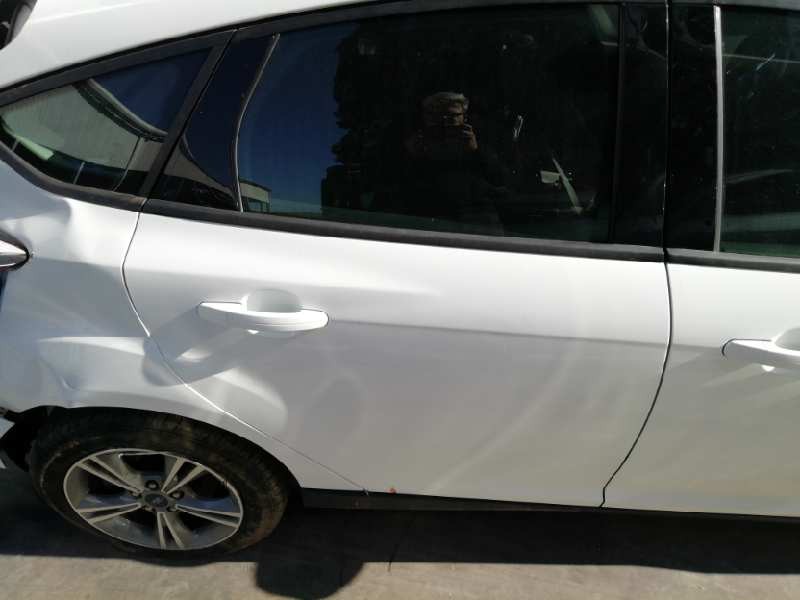 Recambio de puerta trasera derecha para ford focus lim. (cb8) trend referencia OEM IAM   