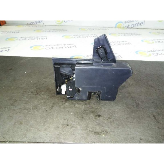 Recambio de cerradura puerta trasera derecha para dacia sandero ambiance referencia OEM IAM 825028727R  2 PIN