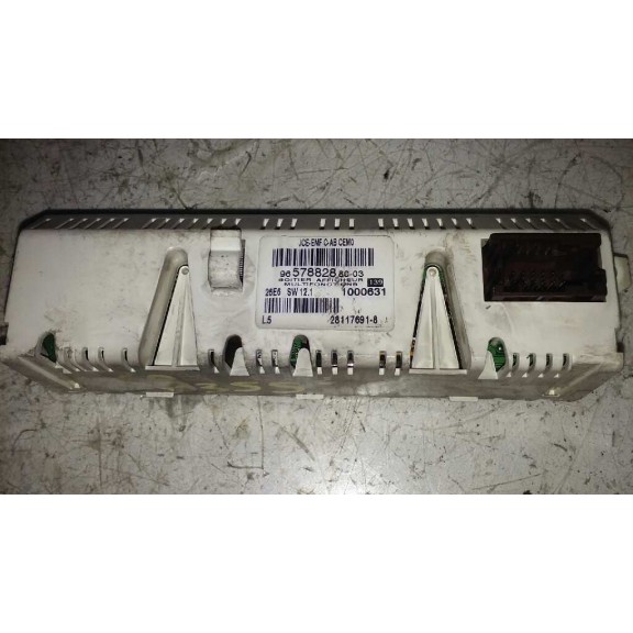 Recambio de display para citroën c4 berlina collection referencia OEM IAM 96578828  