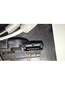 Recambio de cerradura puerta delantera derecha para hyundai i20 classic referencia OEM IAM 813201J030  4 PINS 2