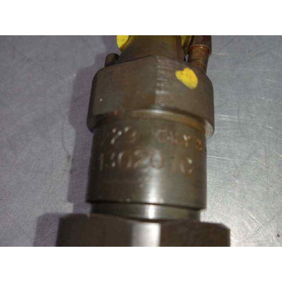 Recambio de inyector para volkswagen polo berlina (6n1) básico referencia OEM IAM 028130201C  