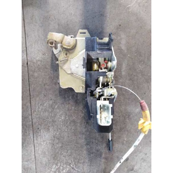 Recambio de cerradura puerta trasera izquierda para bmw serie 5 berlina (e39) 520i referencia OEM IAM  4 PIN 