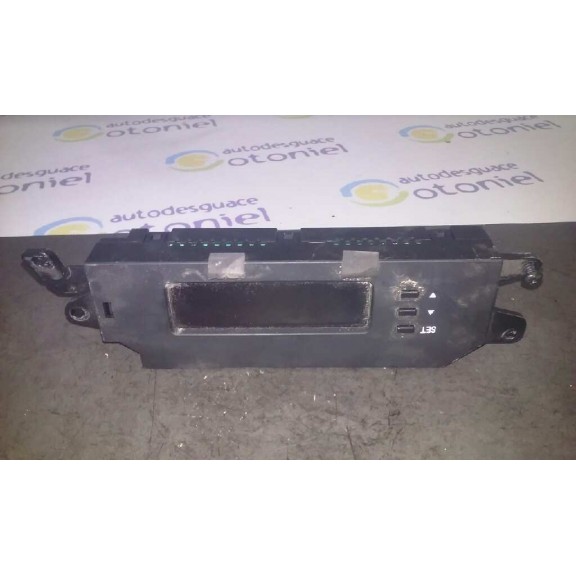 Recambio de display para hyundai i20 classic referencia OEM IAM 941011J605  