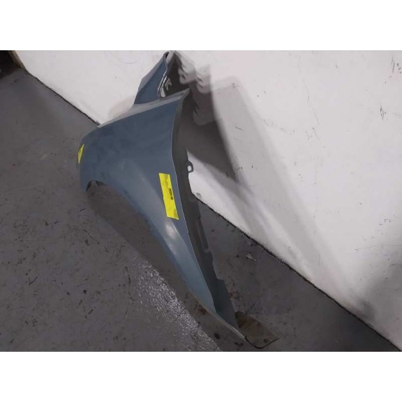 Recambio de aleta delantera izquierda para ford focus lim. (cb4) trend referencia OEM IAM 1521597  1521597