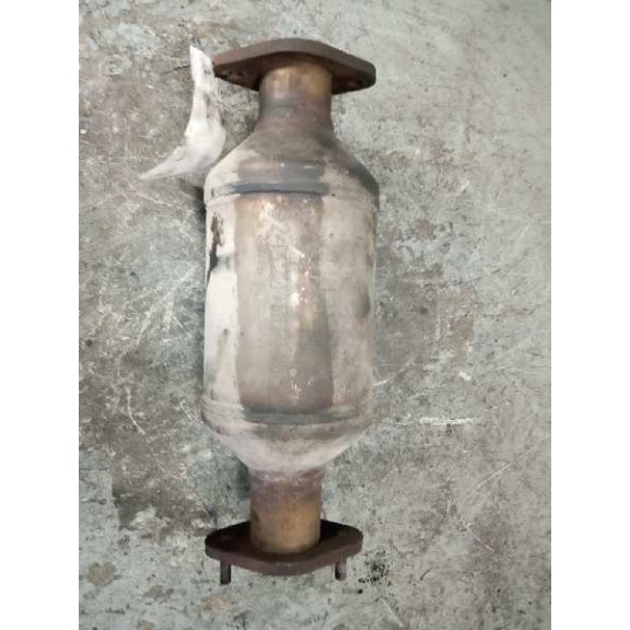 Recambio de catalizador para ssangyong rexton 2.7 turbodiesel cat referencia OEM IAM 24320-08440dk  