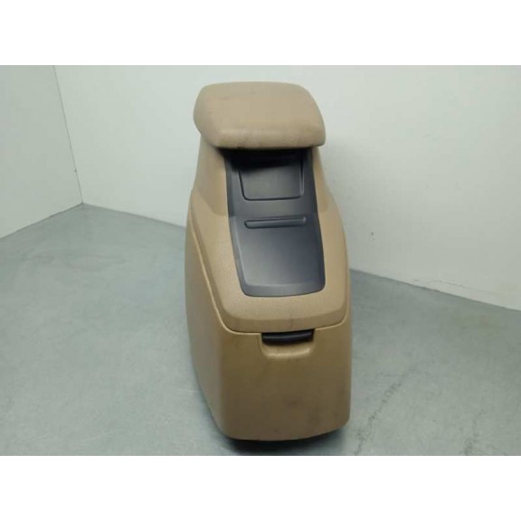 Recambio de apoyabrazos central para ssangyong rodius xdi referencia OEM IAM 7790A21001EAJ BEIGE 