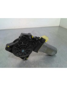 Recambio de motor elevalunas trasero derecho para kia carens (un) concept referencia OEM IAM   2 PINS 2