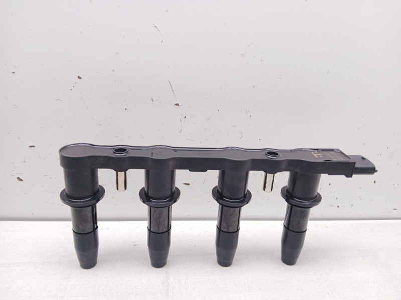 Recambio de bobina encendido para opel astra h gtc (a04) 1.6 (l08) referencia OEM IAM 098622a209  