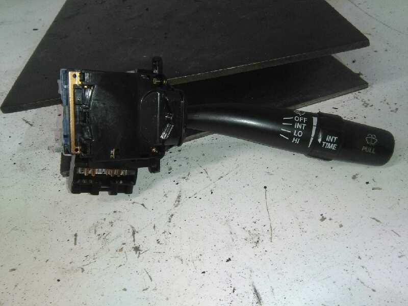 Recambio de mando limpia para toyota avensis berlina (t 22) 1.8 sol (4-ptas.) referencia OEM IAM   