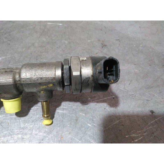 Recambio de rampa inyectora para opel corsa d referencia OEM IAM 0445214224  