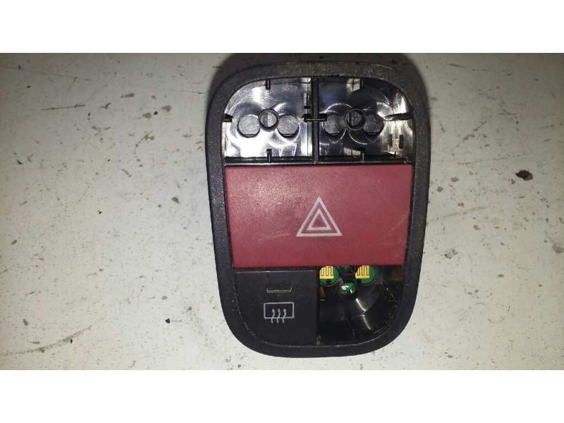 Recambio de warning para fiat fiorino básico referencia OEM IAM B569  