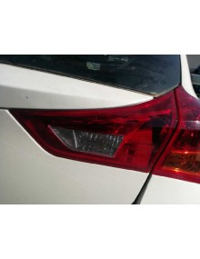 Recambio de piloto trasero derecho interior para toyota auris 1.4 turbodiesel cat referencia OEM IAM 8158102460  