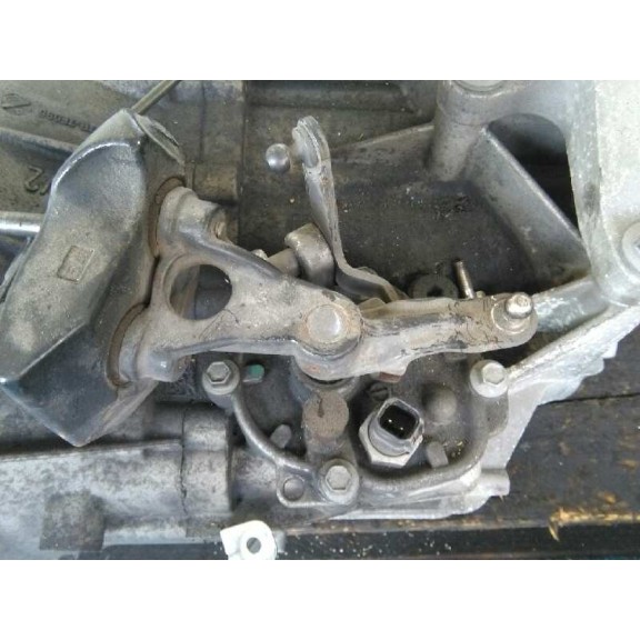 Recambio de caja cambios para volvo s40 berlina 2.0 d momentum referencia OEM IAM 4M5R7002CE 127.720KM 6V