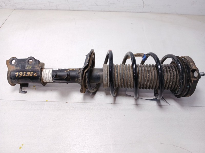 Recambio de amortiguador delantero derecho para mg zs suv (azs1) 1.5 vti referencia OEM IAM 824903018738  