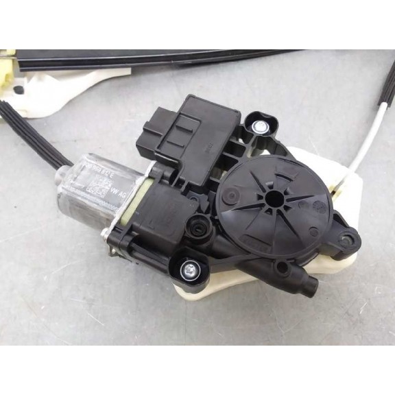 Recambio de elevalunas trasero derecho para seat leon (5f1) style visio edition referencia OEM IAM 5Q0959812E 5 PIN 