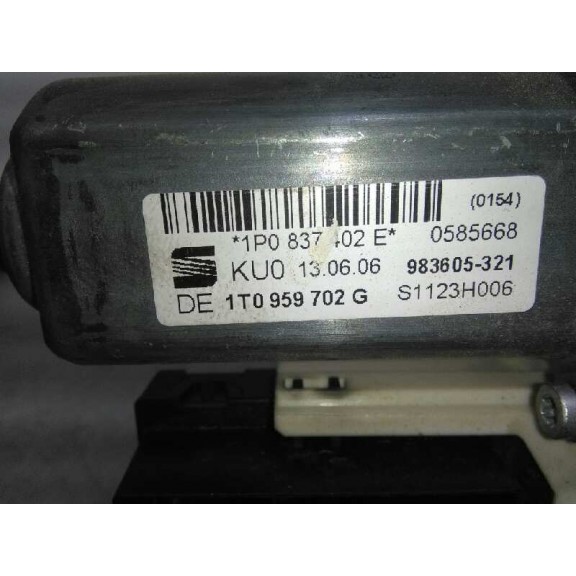 Recambio de motor elevalunas delantero derecho para seat leon (1p1) 1.6 referencia OEM IAM 1T0959702G 1T0959702G 