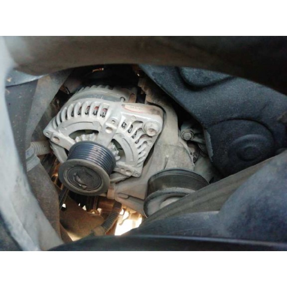 Recambio de alternador para land rover discovery 2.7 td v6 cat referencia OEM IAM LR078806  