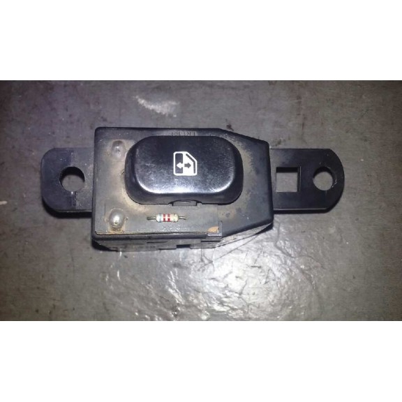 Recambio de mando elevalunas delantero derecho para hyundai lantra berlina (rd) 2.0 gls referencia OEM IAM 9358029000  