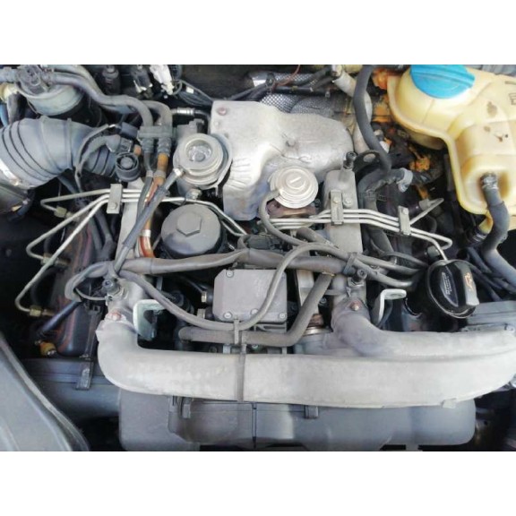 Recambio de motor completo para audi a4 berlina (8e) 2.5 tdi referencia OEM IAM BDG B 199.800KM