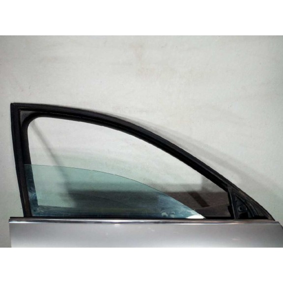 Recambio de puerta delantera derecha para audi a6 berlina (4b2) 2.5 tdi referencia OEM IAM 4B0831052D  4B0831052D