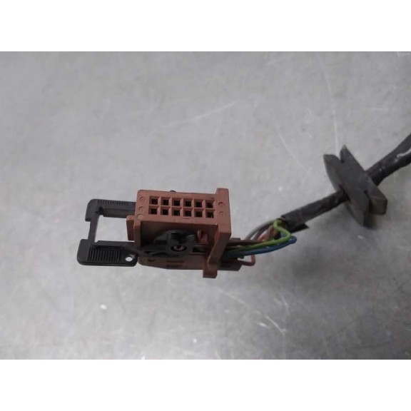 Recambio de retrovisor izquierdo para peugeot 407 st sport pack referencia OEM IAM  NEGRO ABATIBLE 7 PINS