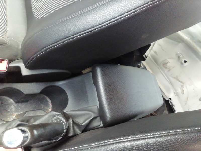 Recambio de apoyabrazos central para opel astra j lim. excellence referencia OEM IAM 39108523 CUERO NEGRO 