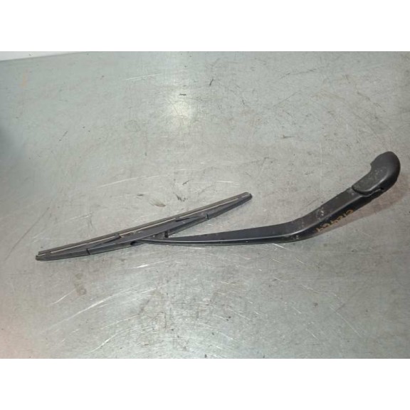 Recambio de brazo limpia trasero para nissan nv 200 (m20) 1.5 dci cat referencia OEM IAM SR  