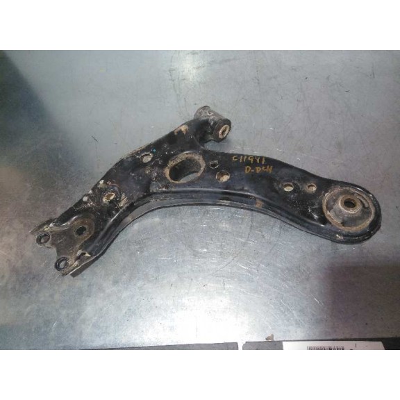 Recambio de brazo suspension inferior delantero derecho para toyota auris 1.4 turbodiesel cat referencia OEM IAM   